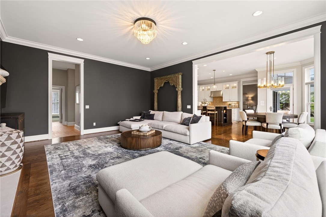 22 Greythorne Hill
