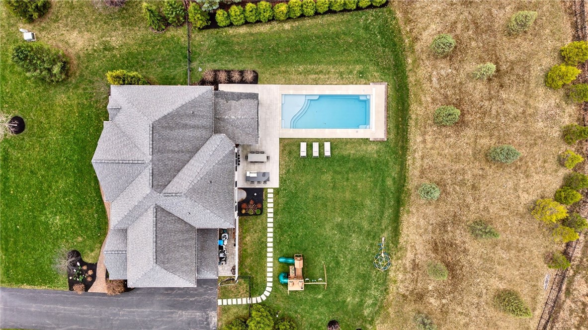 22 Greythorne Hill