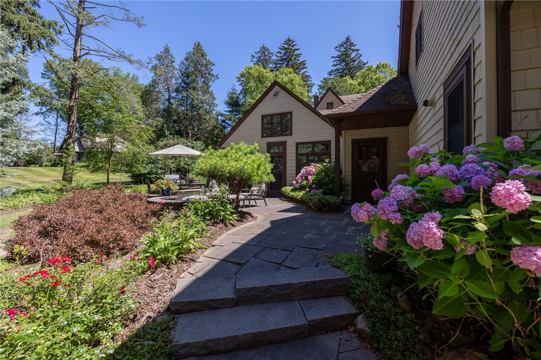 65 Landing Road South