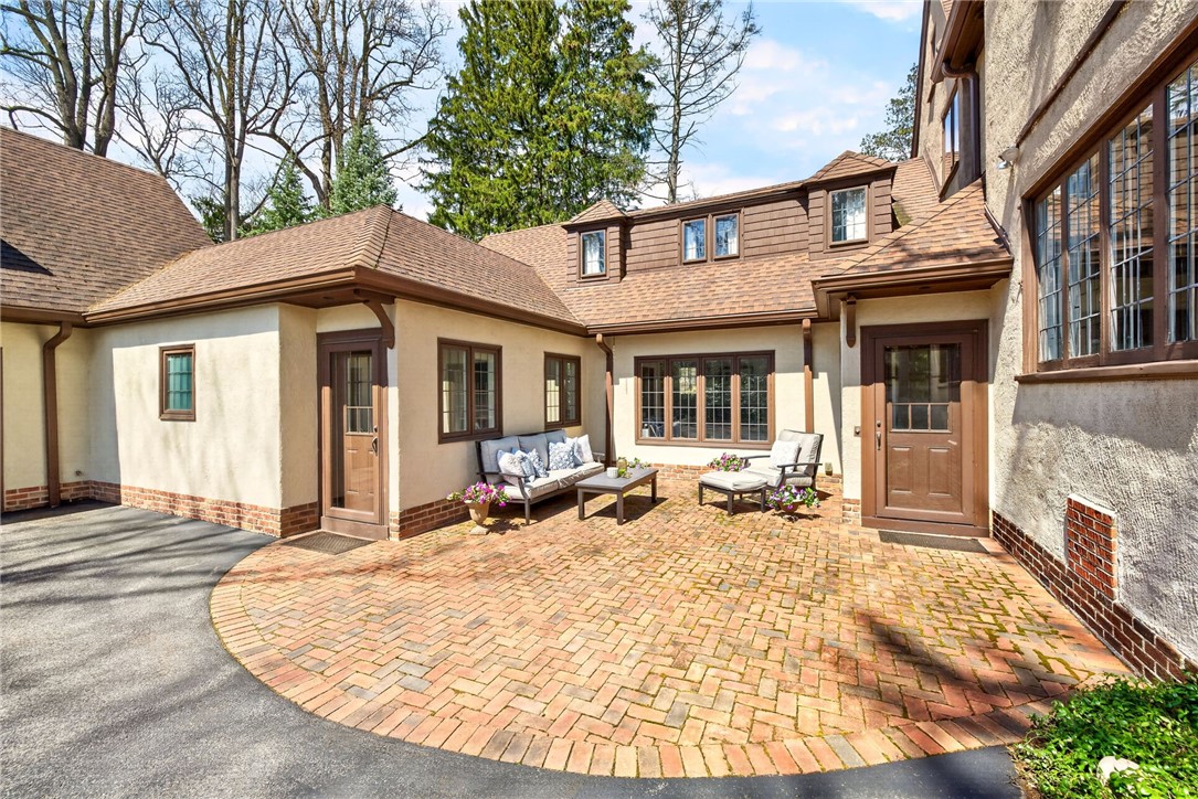 65 Landing Road South