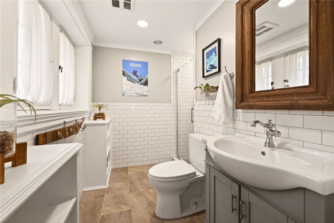 65 Landing Road South