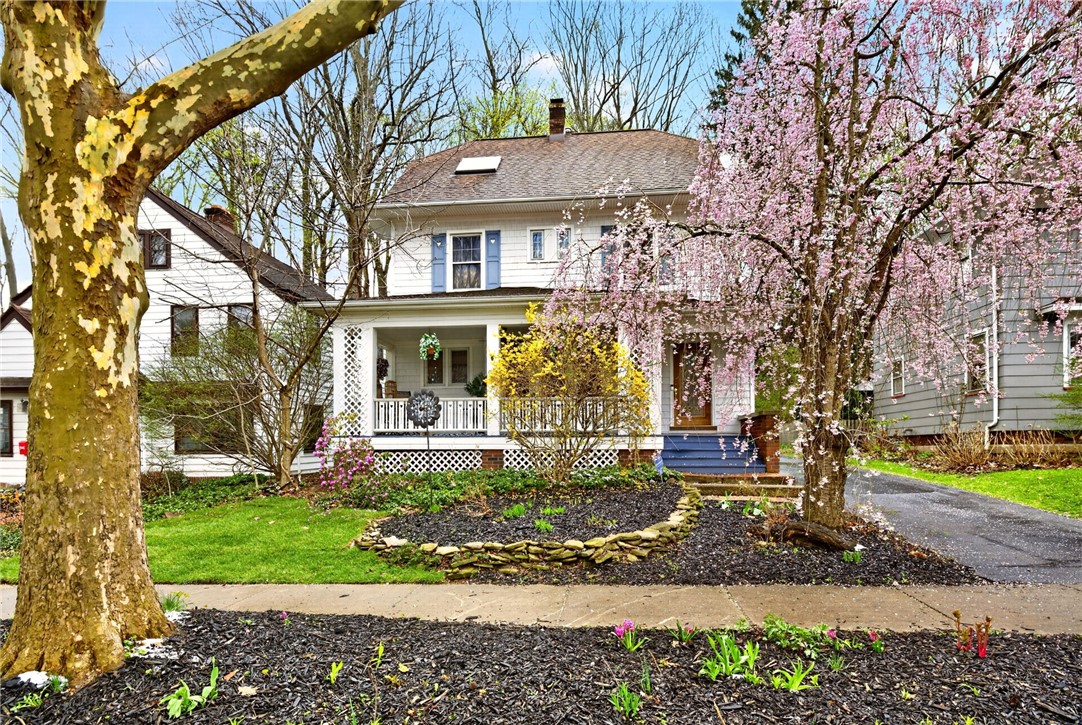 31 Highland Parkway