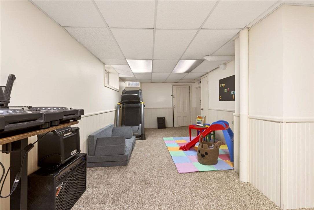 31 Highland Parkway