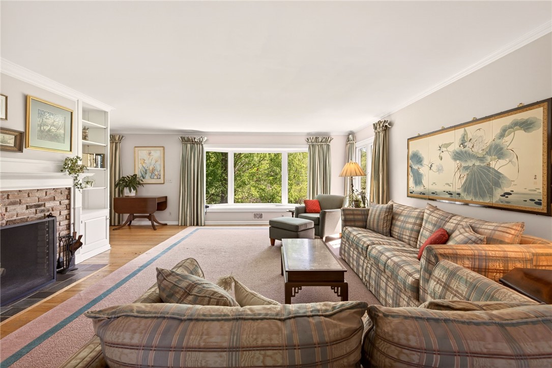 77 Country Club Drive