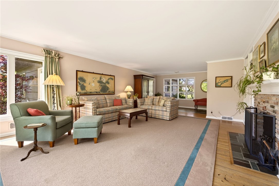 77 Country Club Drive