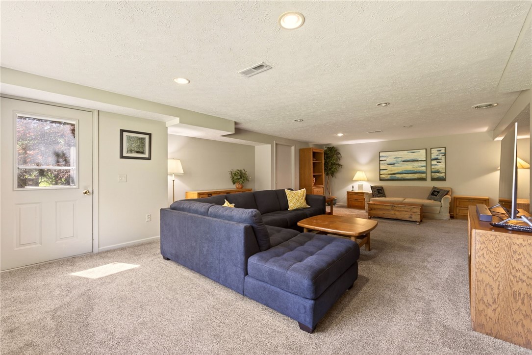 77 Country Club Drive