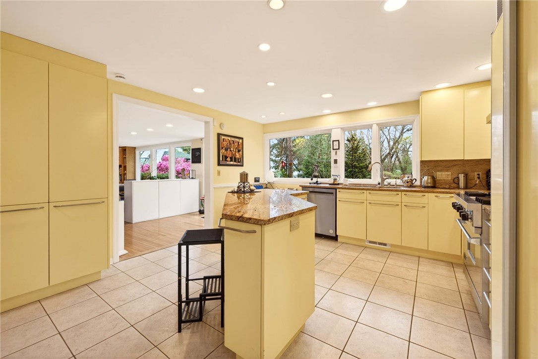 53 Golfside Parkway