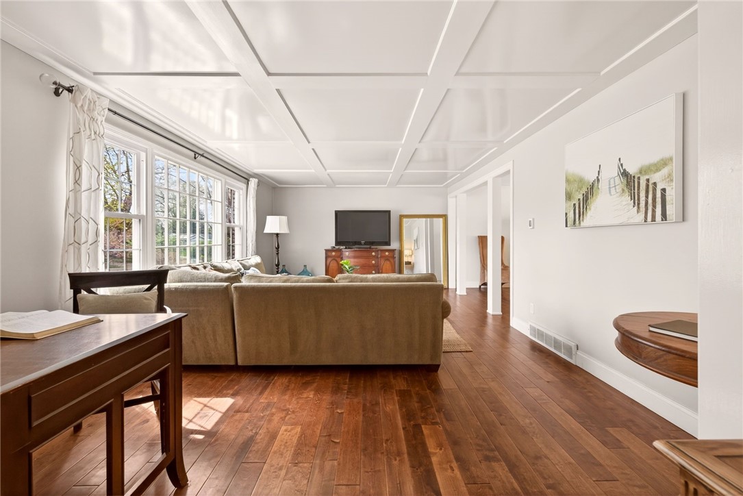 19 Bretton Woods Drive
