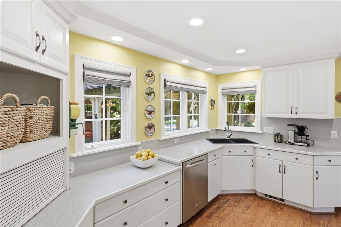 210 Fairport Road