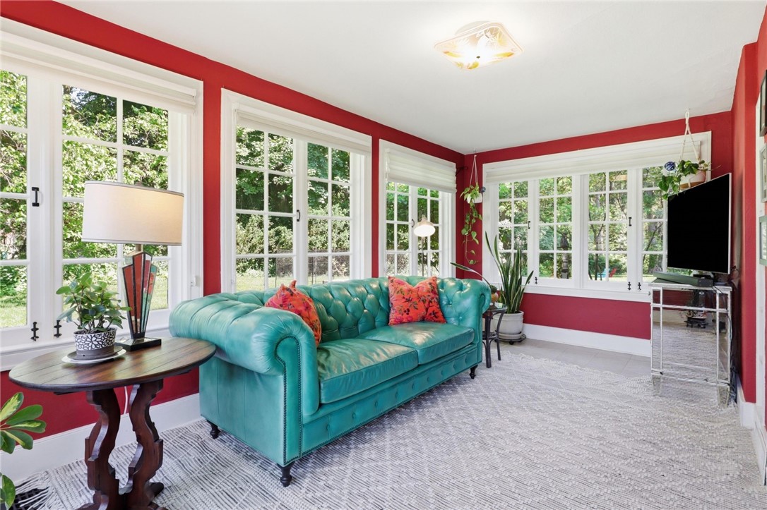 210 Fairport Road