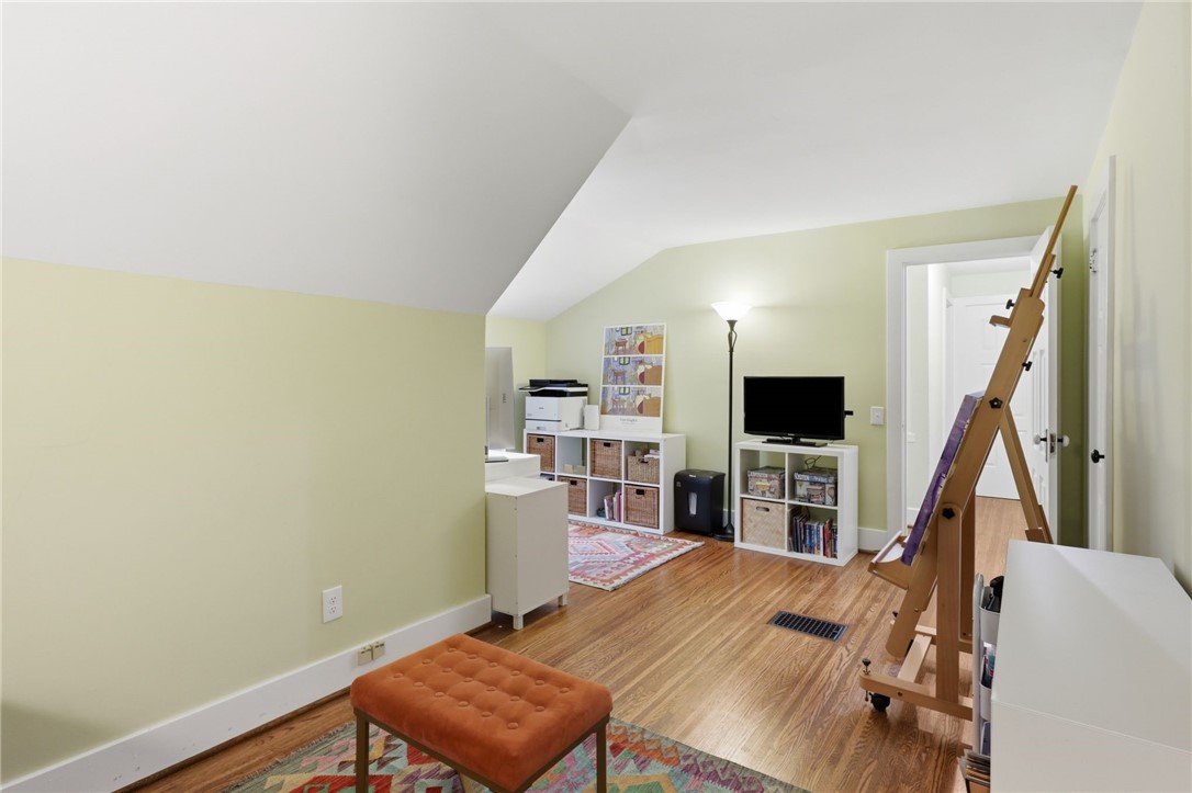 210 Fairport Road