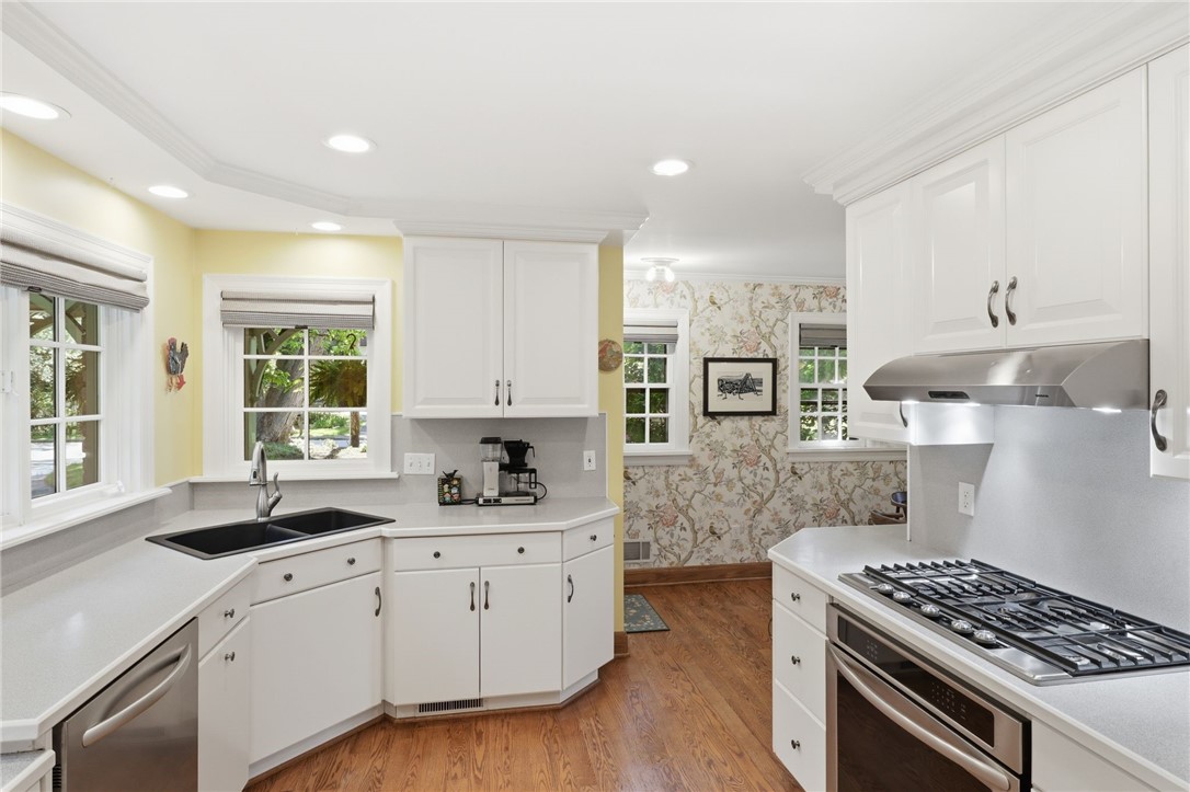 210 Fairport Road