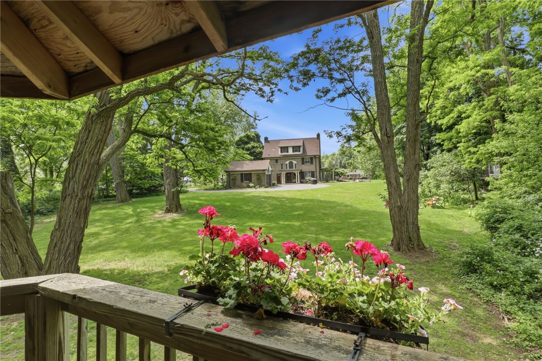 210 Fairport Road