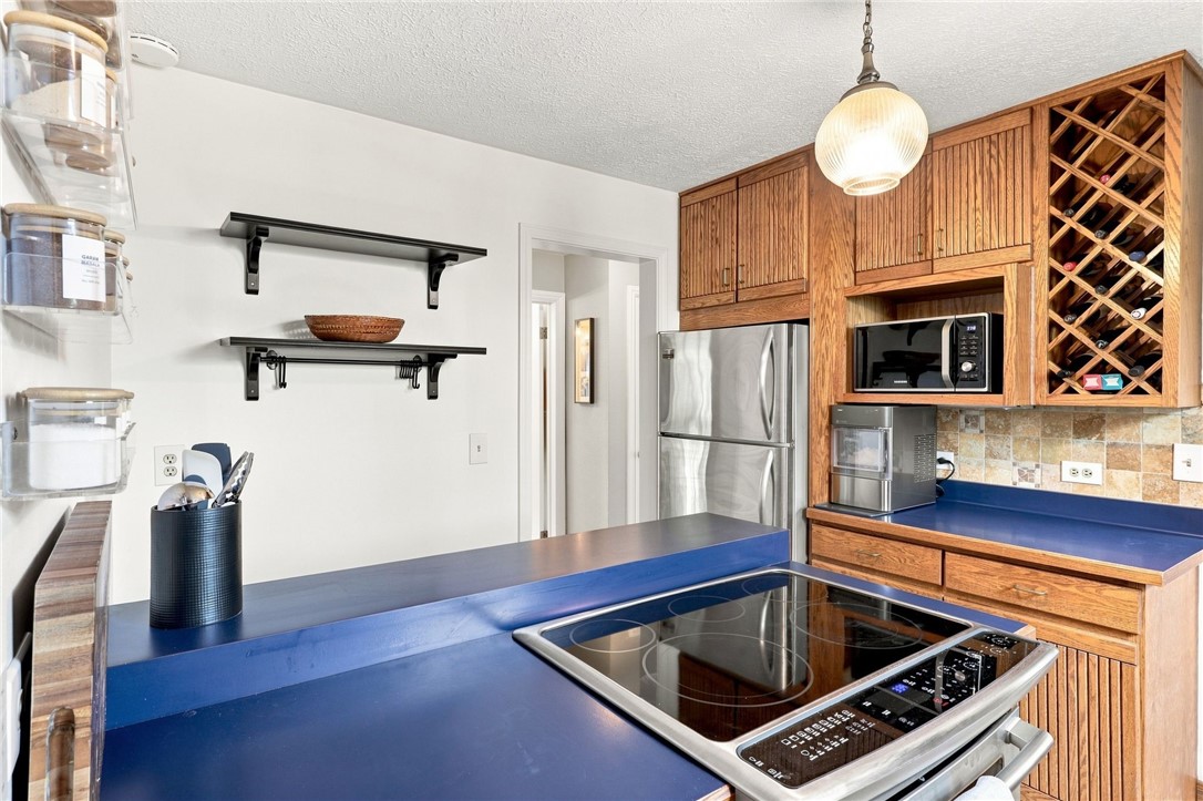252 Thorncliffe Drive