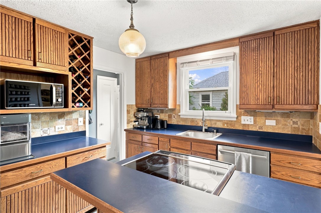 252 Thorncliffe Drive
