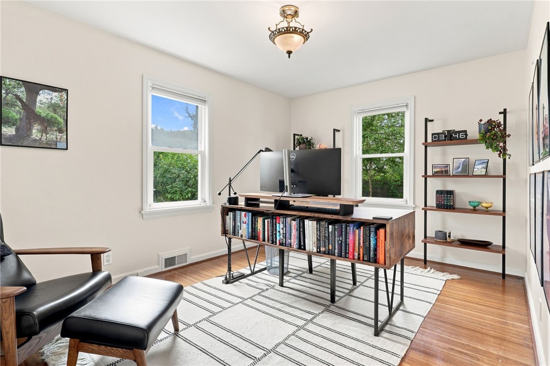 252 Thorncliffe Drive