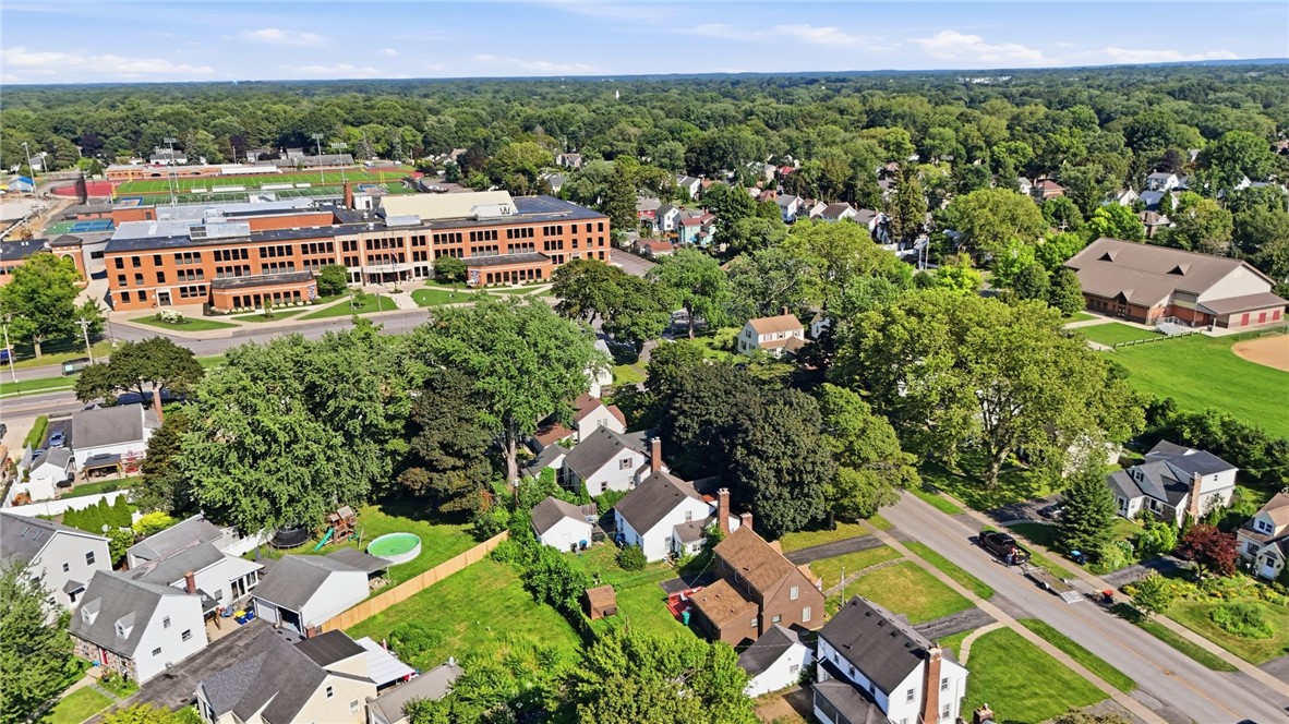 252 Thorncliffe Drive
