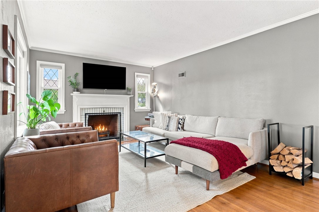 252 Thorncliffe Drive