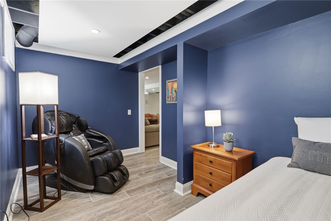 6 Fernstone Lane