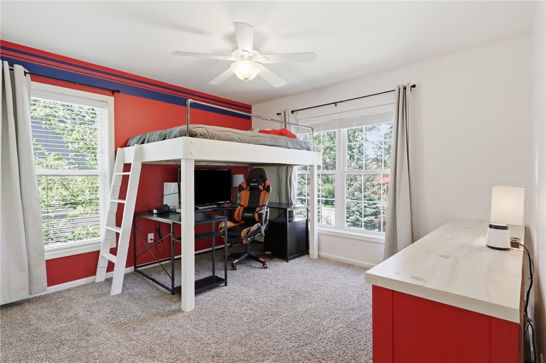 6 Fernstone Lane