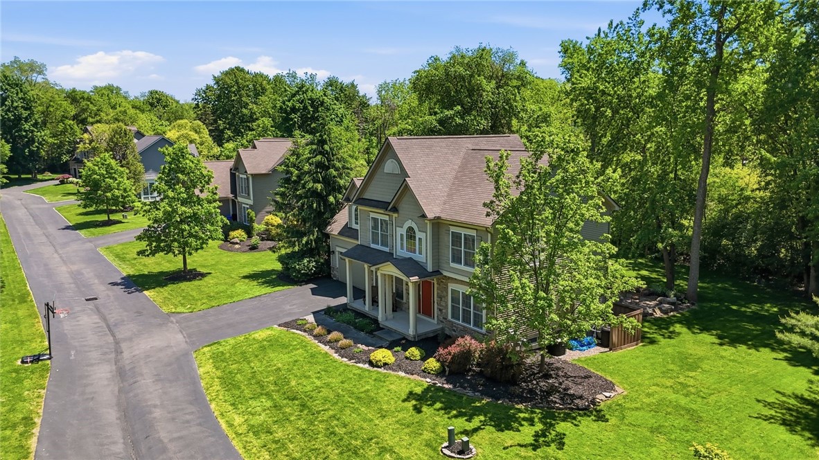 6 Fernstone Lane
