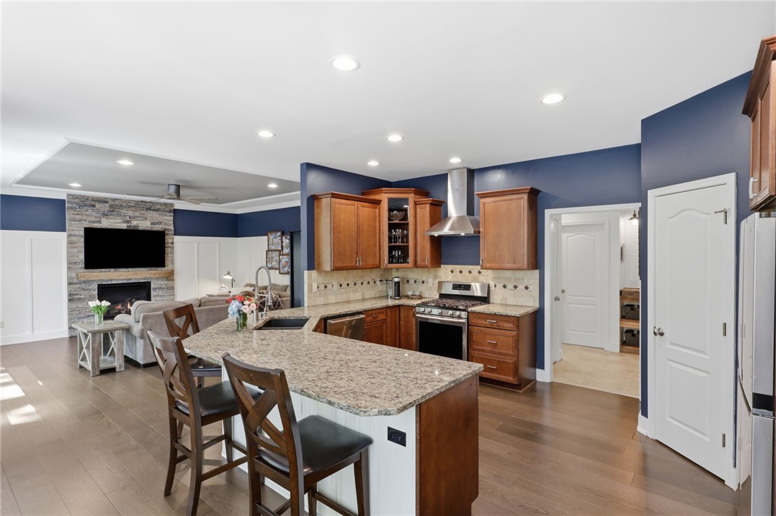 6 Fernstone Lane