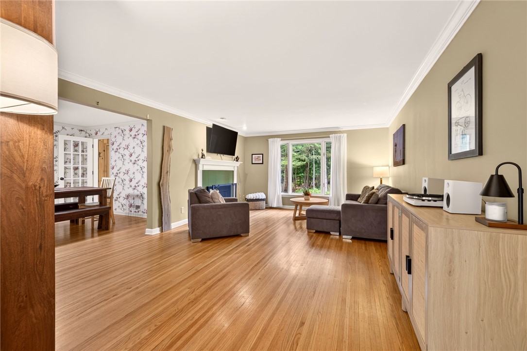 280 Woodland Road