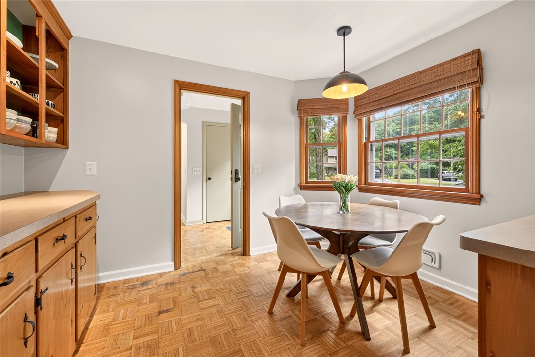 280 Woodland Road