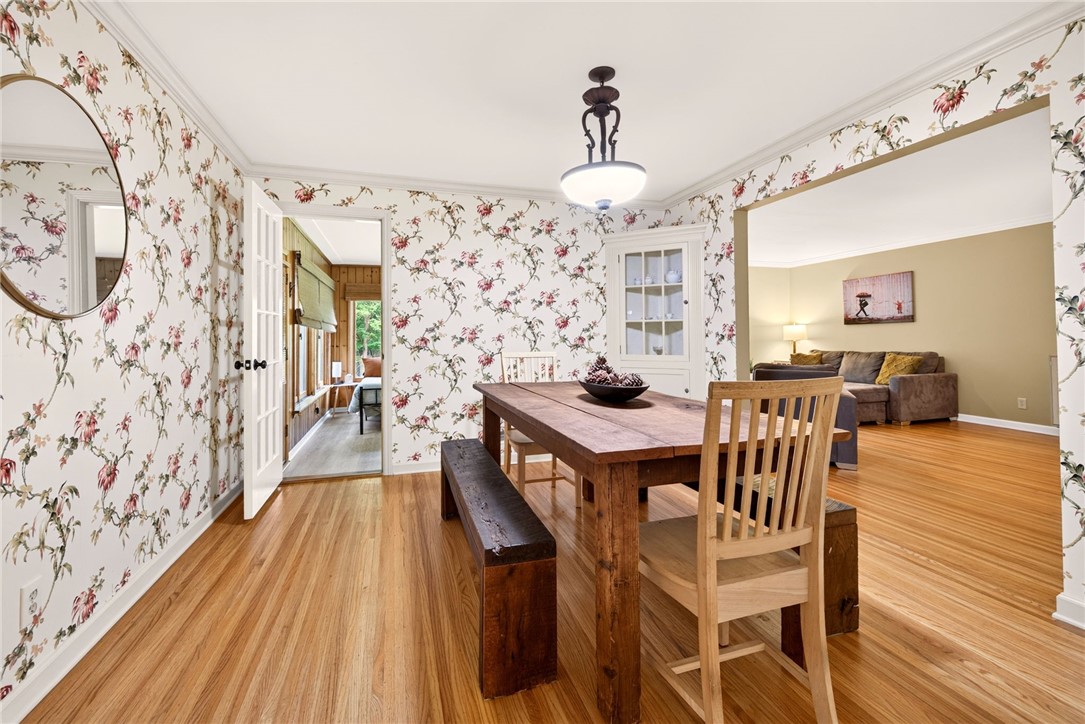 280 Woodland Road