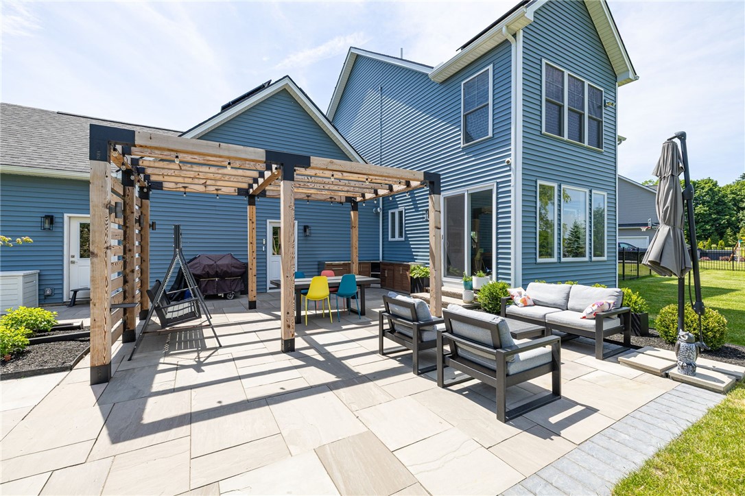8 Ravenna Crescent