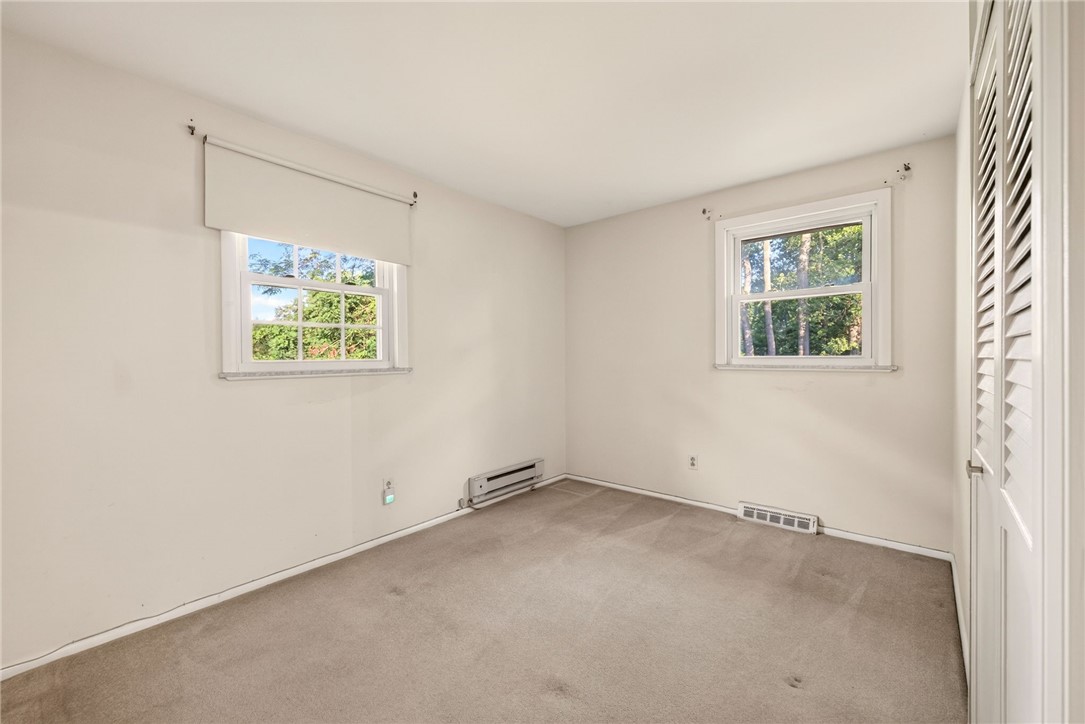 20 Brooktree Drive
