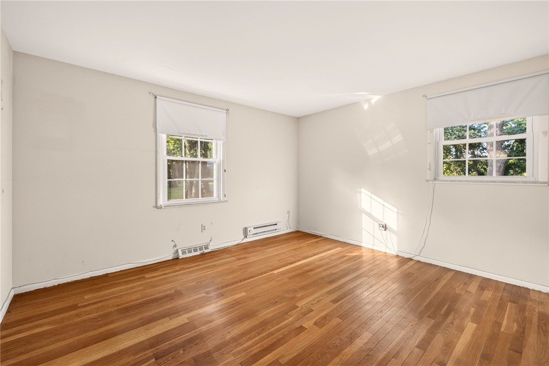 20 Brooktree Drive