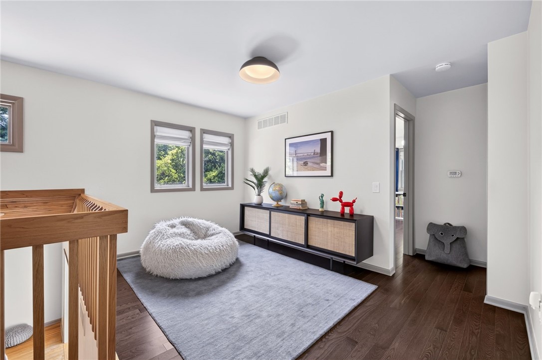 5 Beekman Place
