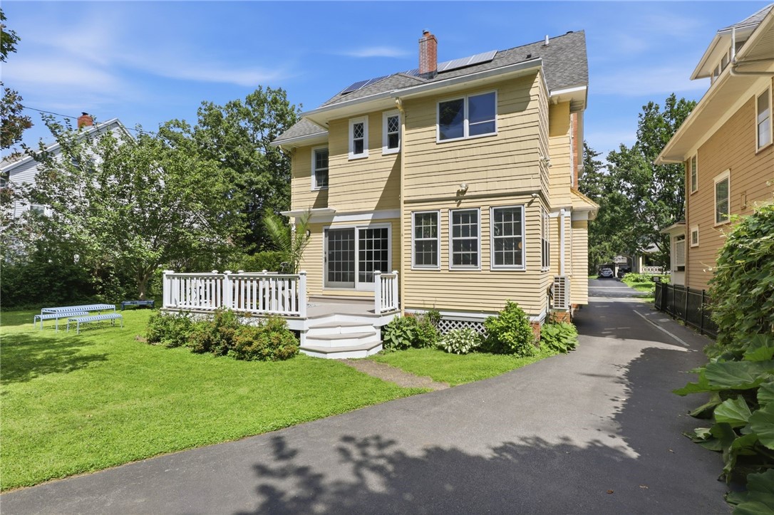 333 Berkeley Street