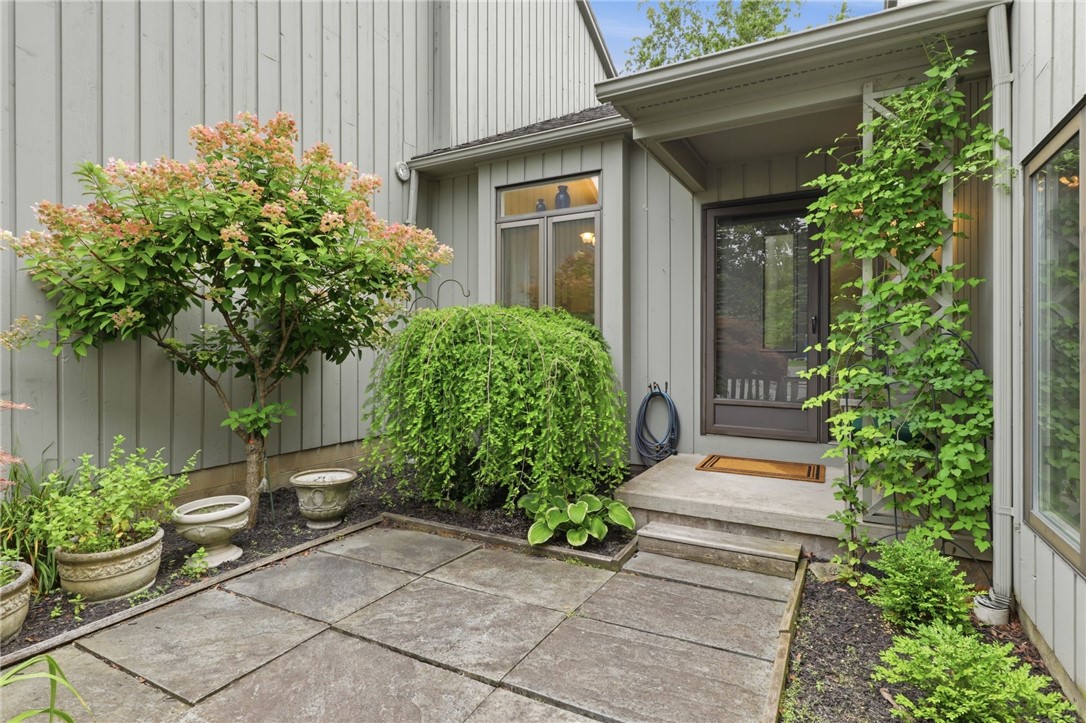 48 Winding Creek Lane