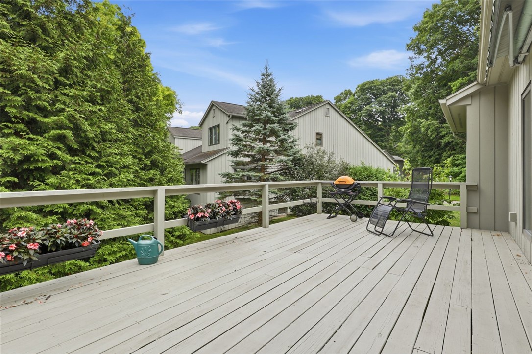 48 Winding Creek Lane