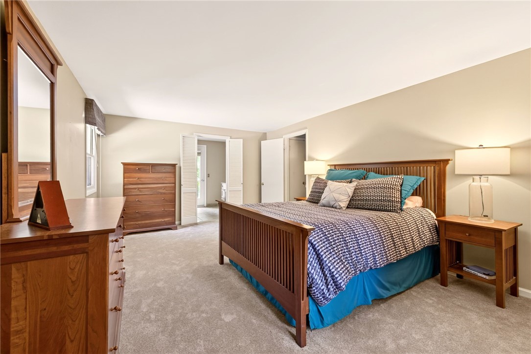 10 Forest Knoll