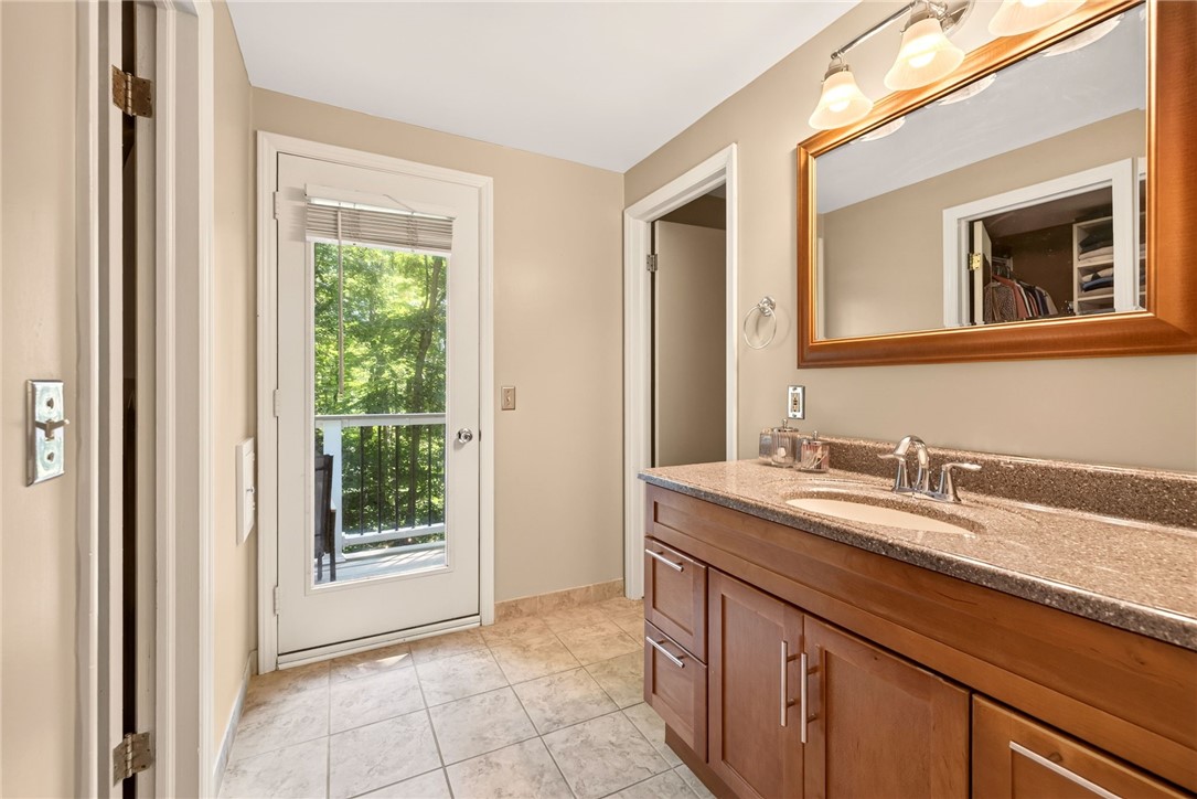 10 Forest Knoll