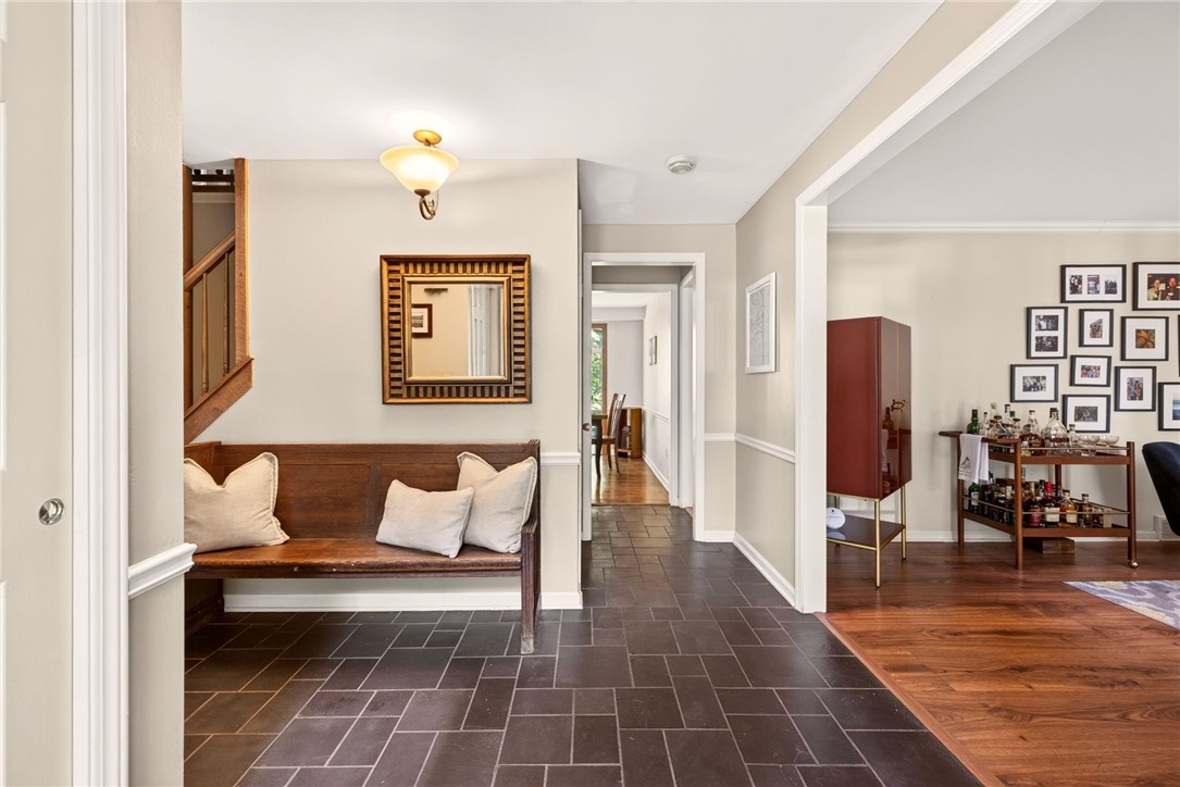 10 Forest Knoll