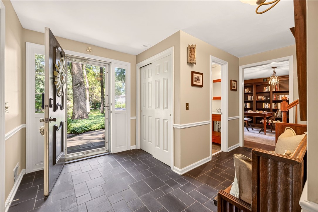 10 Forest Knoll