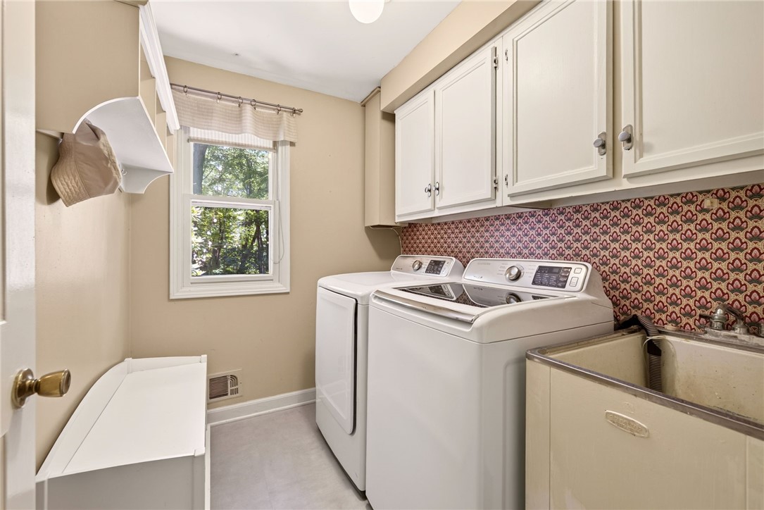 10 Forest Knoll