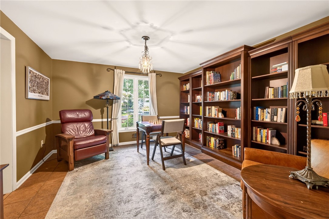 10 Forest Knoll
