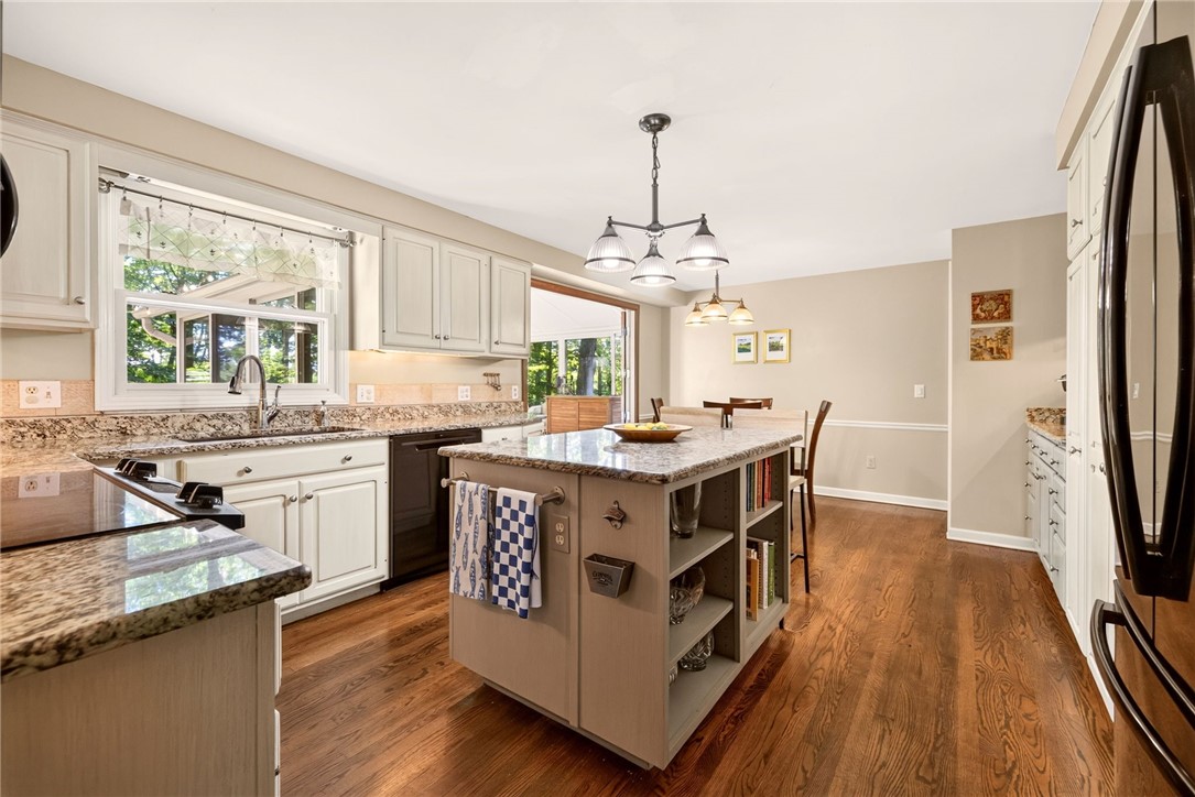 10 Forest Knoll
