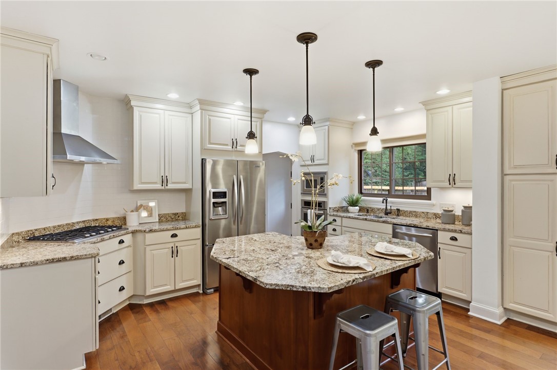 166 Monteroy Road