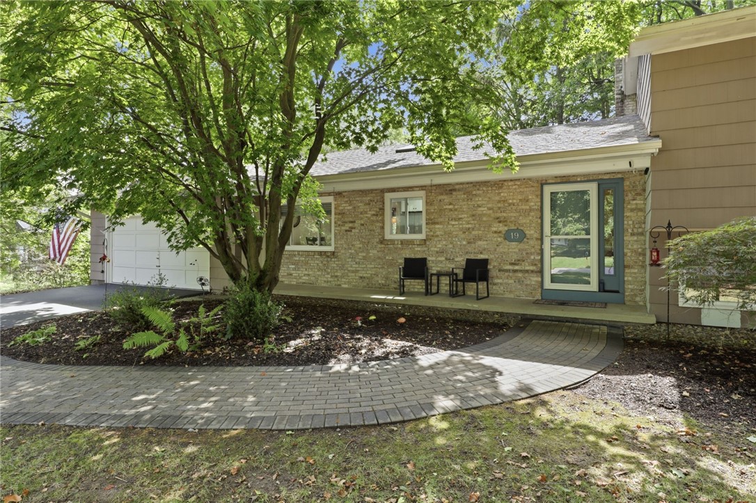 19 Valley Brook Drive