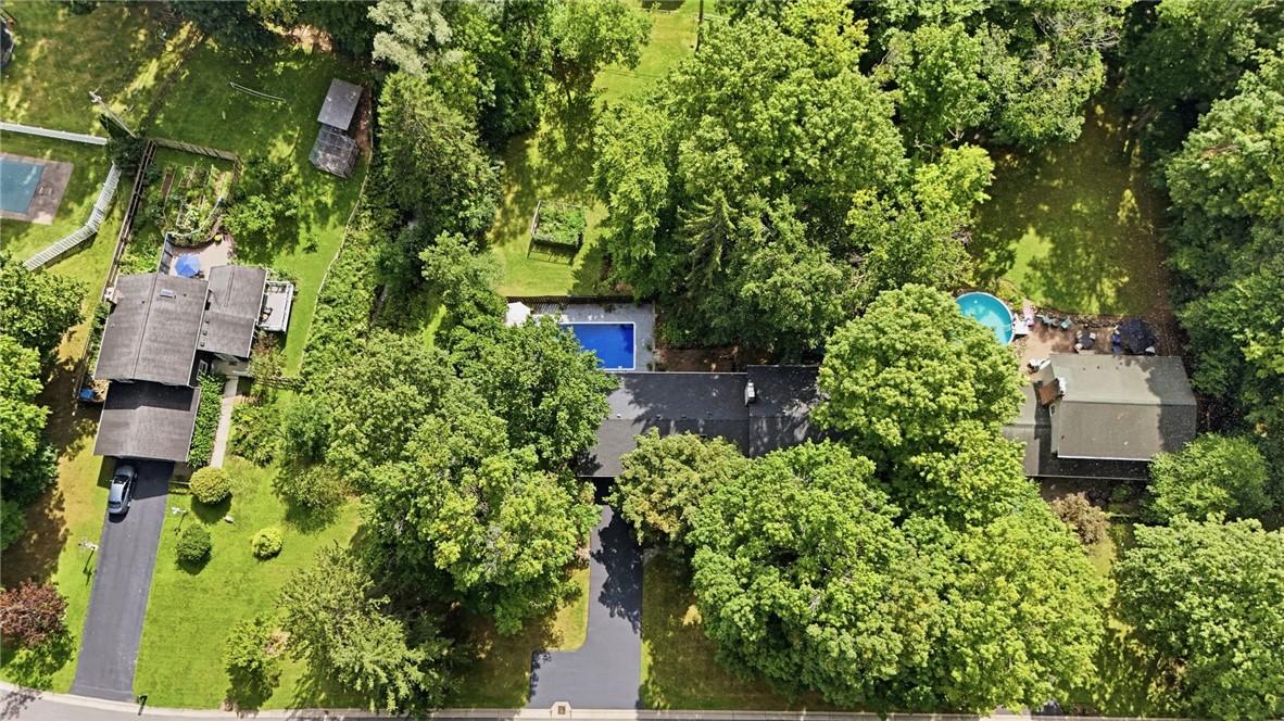 19 Valley Brook Drive