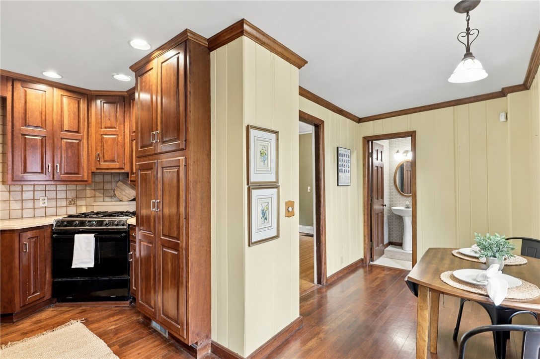 35 Vick Park A