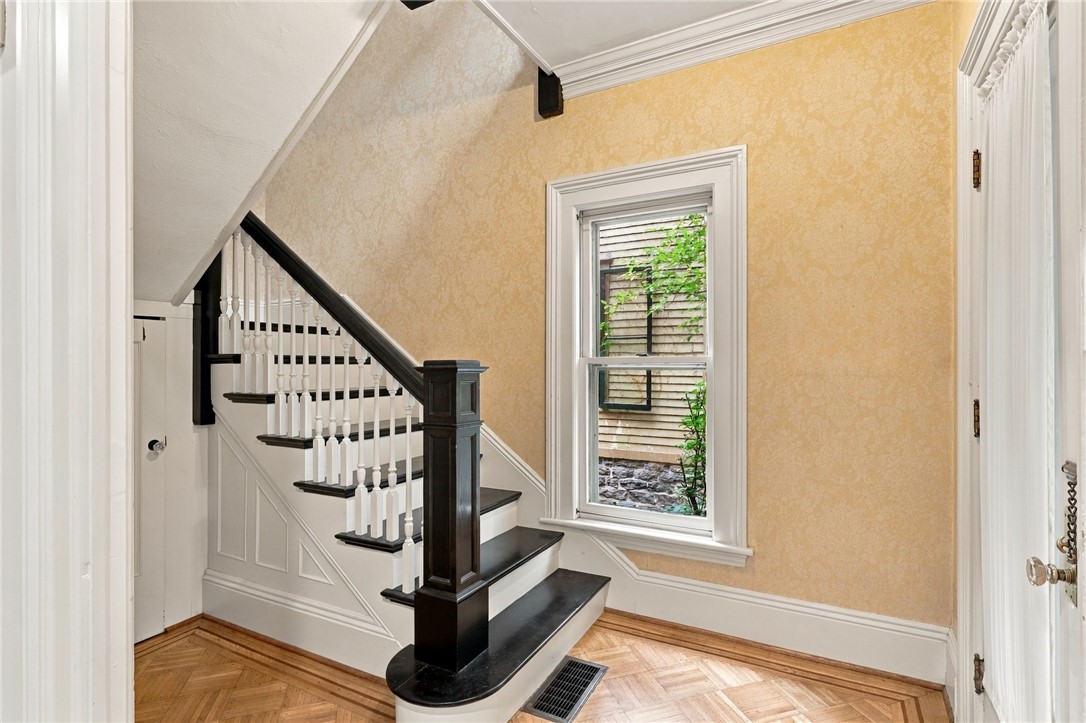 35 Vick Park A