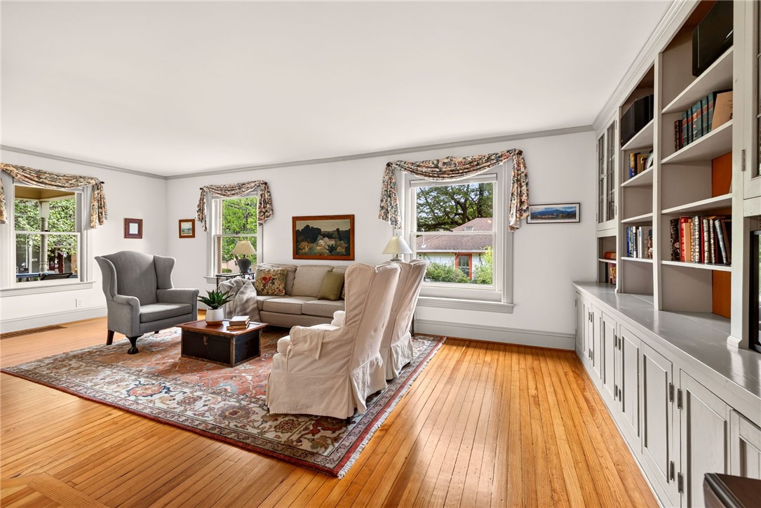 27 Locust Street