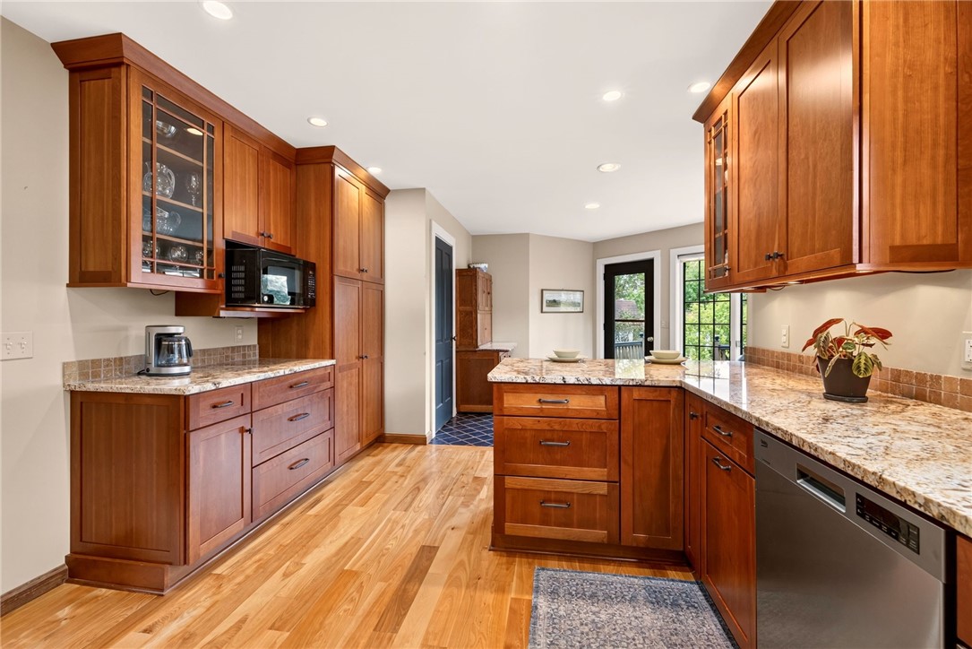 27 Locust Street